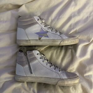 Vintage Havana White and Gray Sneakers